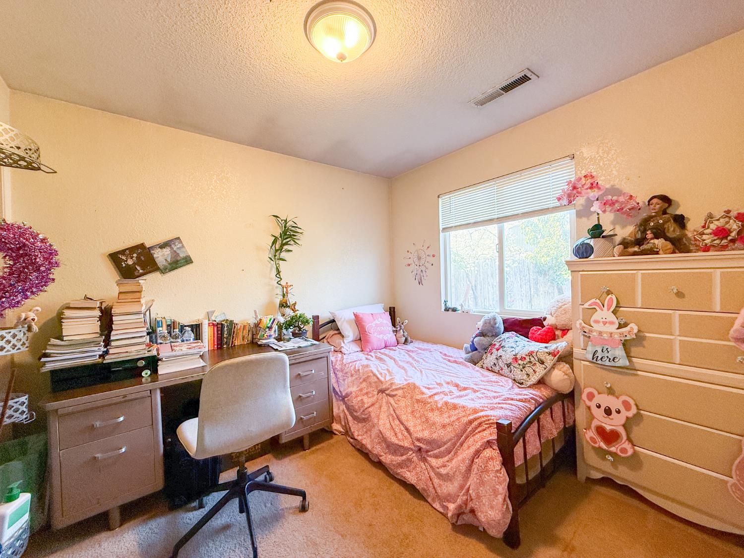 151 El Verano Way, Merced, CA 95341