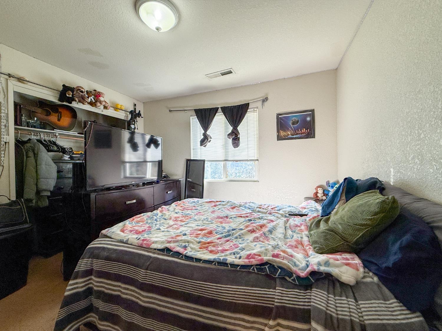151 El Verano Way, Merced, CA 95341
