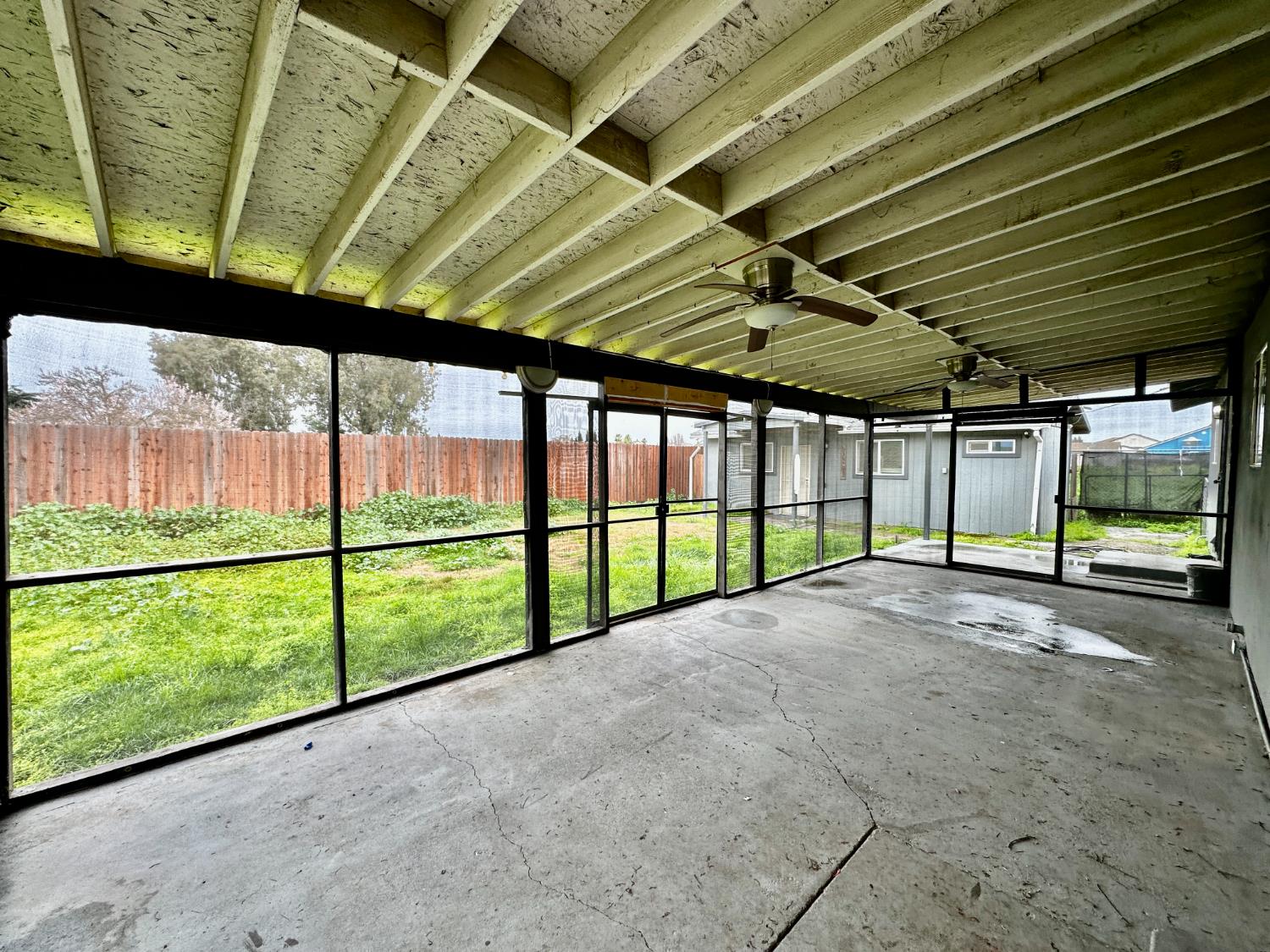 1253 E Louise Ave, Manteca, CA 95336