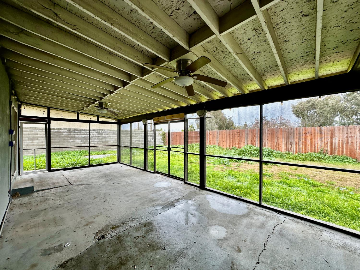 1253 E Louise Ave, Manteca, CA 95336