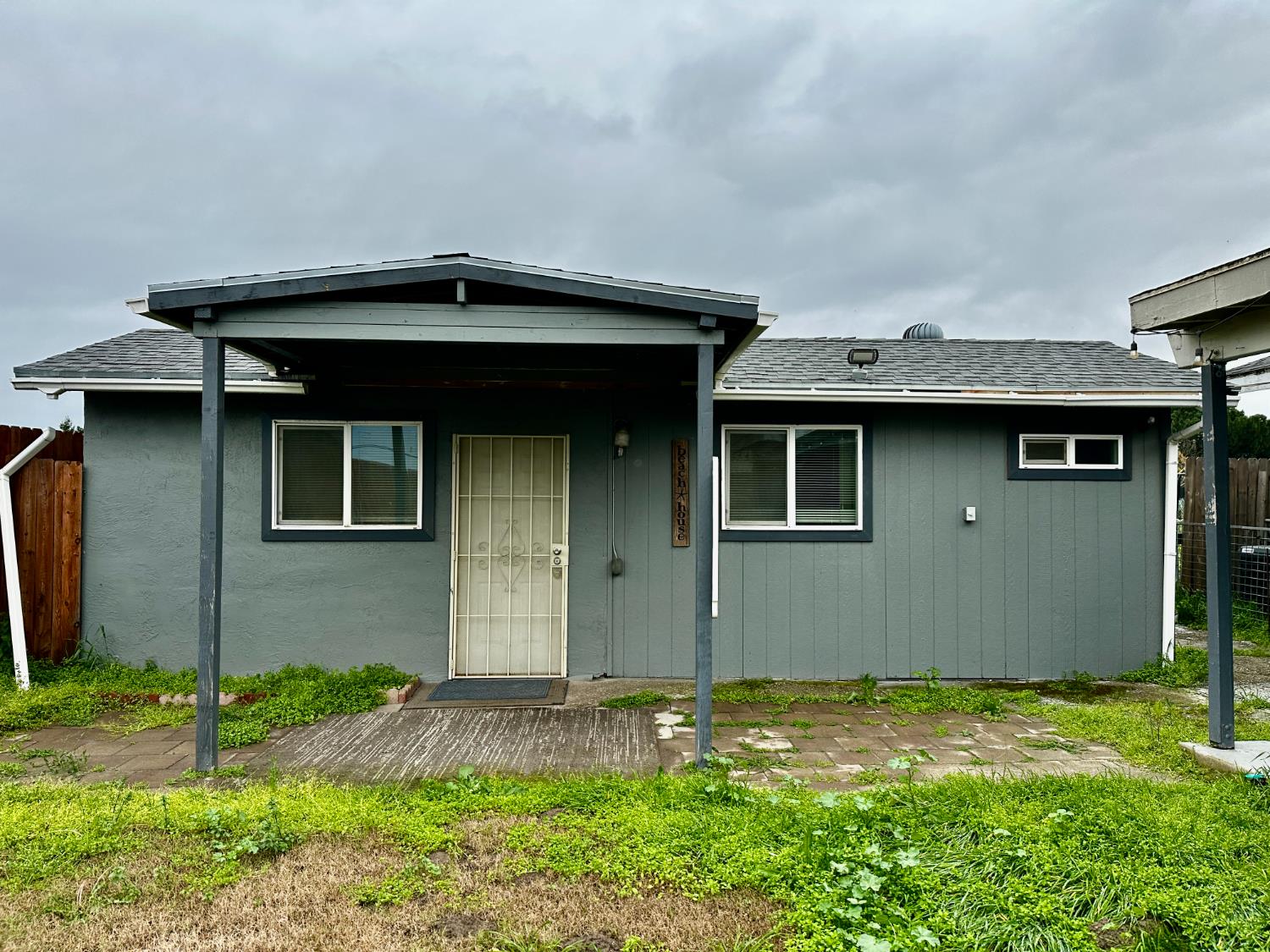 1253 E Louise Ave, Manteca, CA 95336