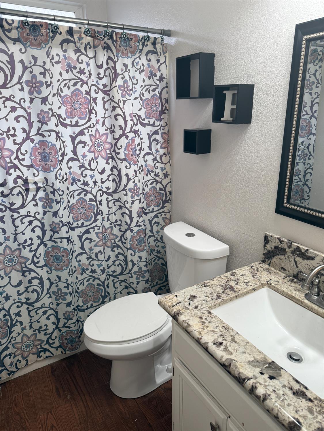 16432 Harmony Ranch Dr, Delhi, CA 95315