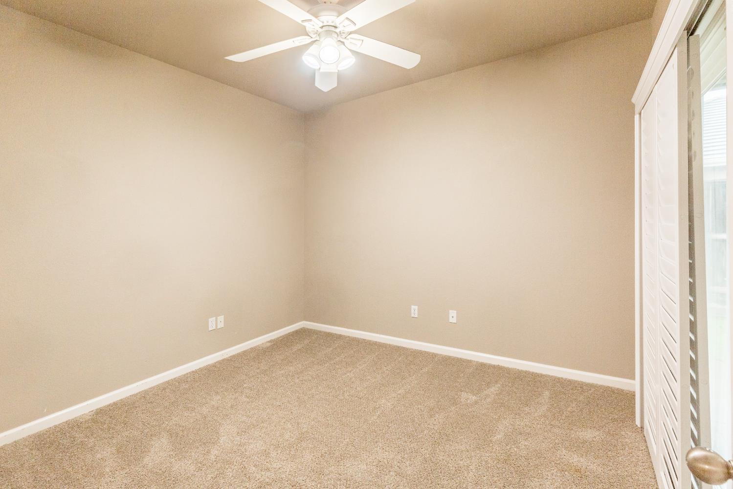 2608 Donner Trl, Riverbank, CA 95367