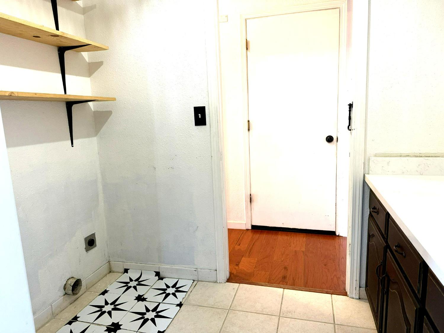 12024 Acosta Ct, Waterford, CA 95386