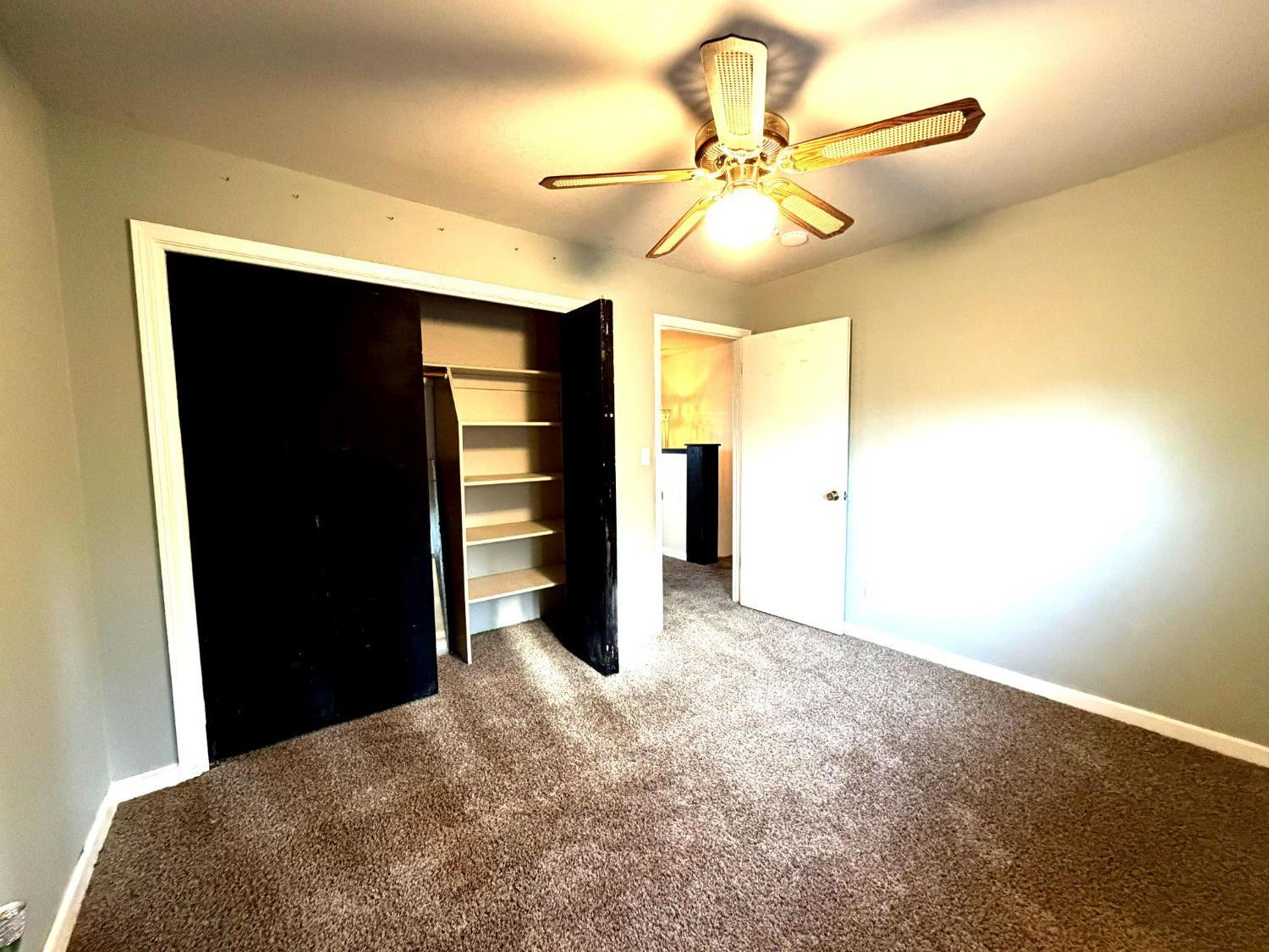 12024 Acosta Ct, Waterford, CA 95386