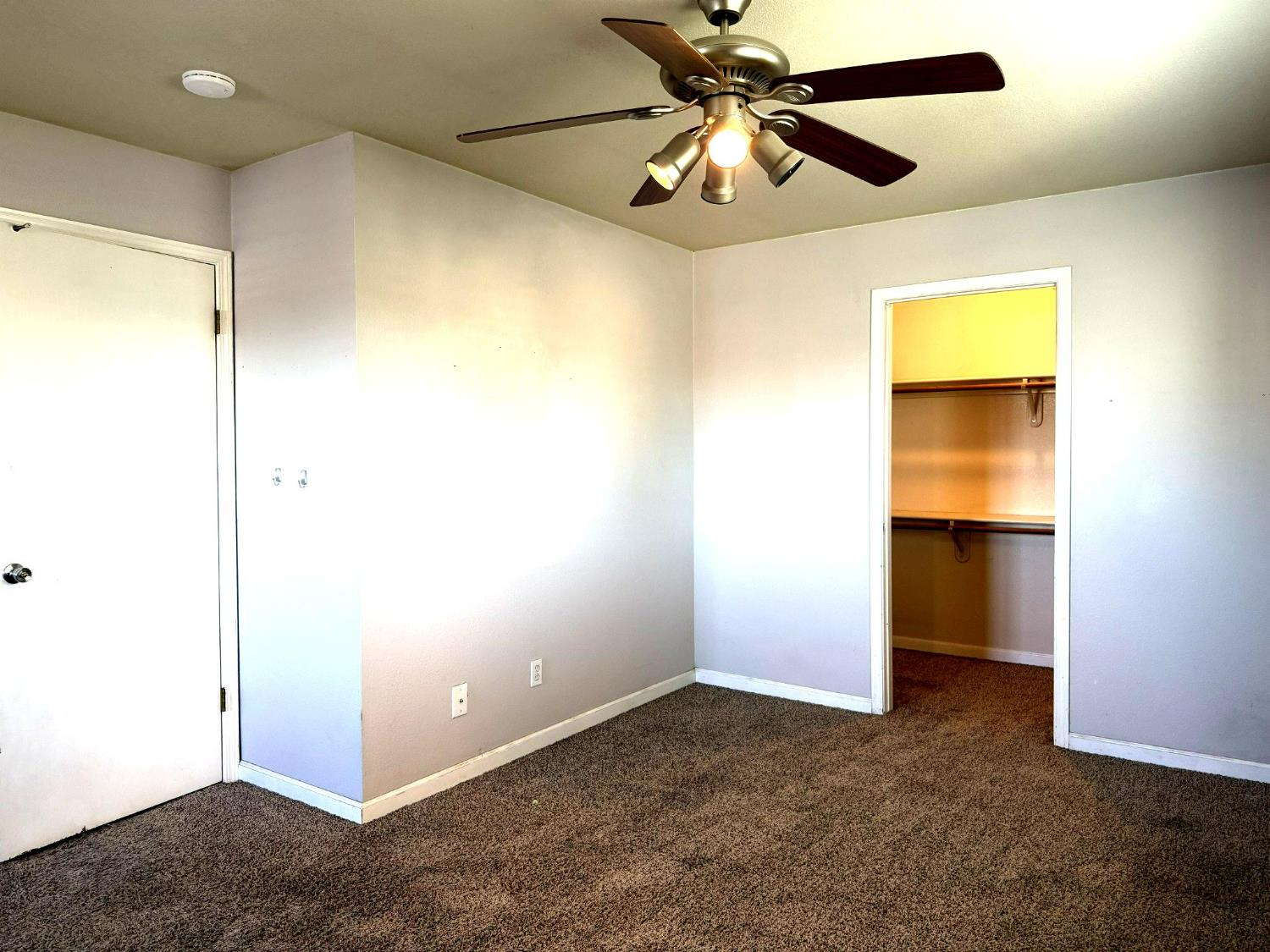 12024 Acosta Ct, Waterford, CA 95386