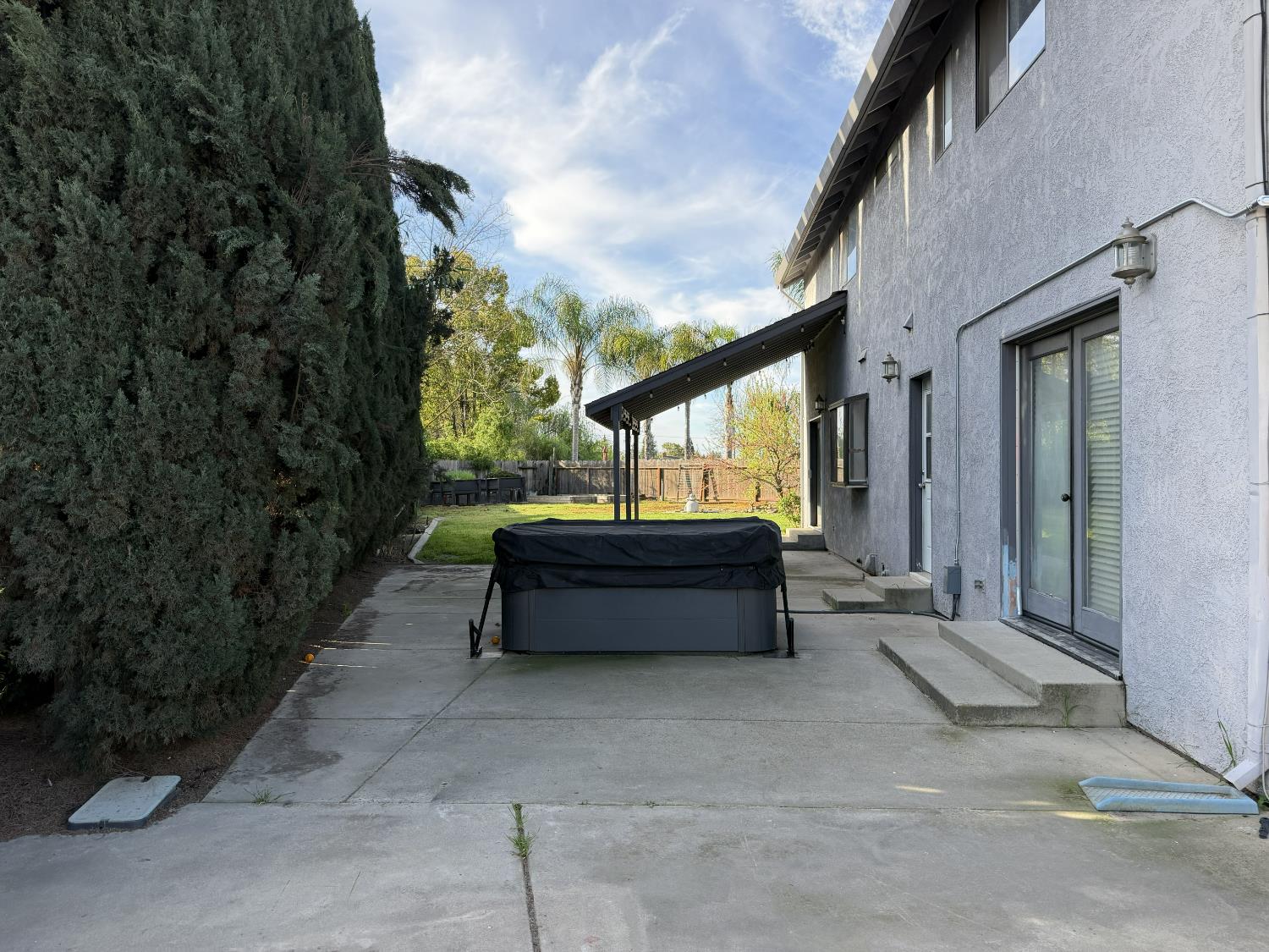 12024 Acosta Ct, Waterford, CA 95386