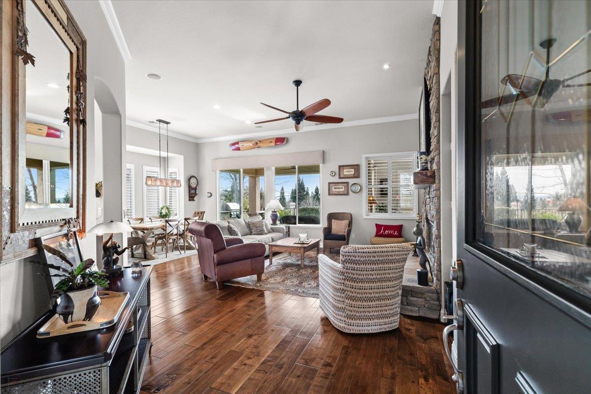 201 Quail Meadow Ct #324, Copperopolis, CA 95228