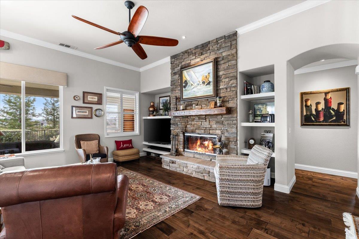 201 Quail Meadow Ct #324, Copperopolis, CA 95228