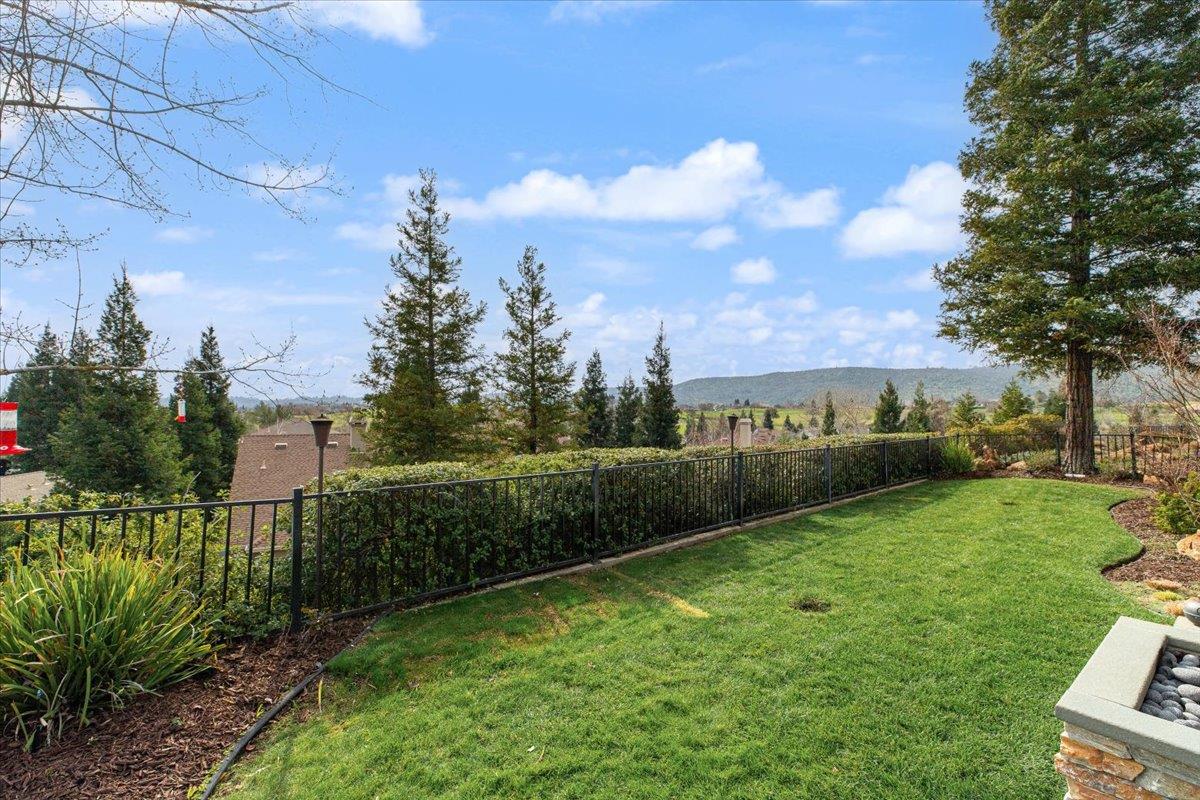 201 Quail Meadow Ct #324, Copperopolis, CA 95228