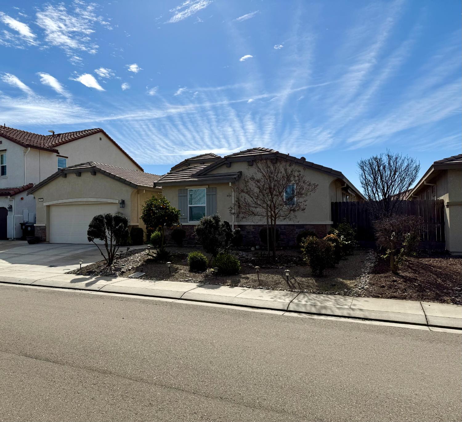 962 Orange Blossom Ave, Manteca, CA 95337