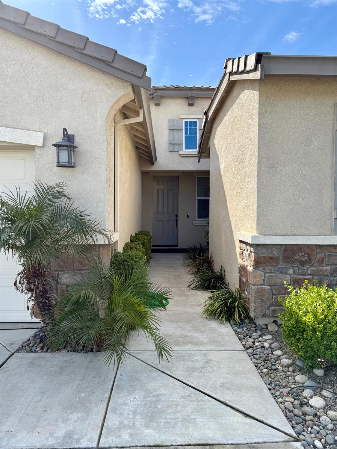 962 Orange Blossom Ave, Manteca, CA 95337