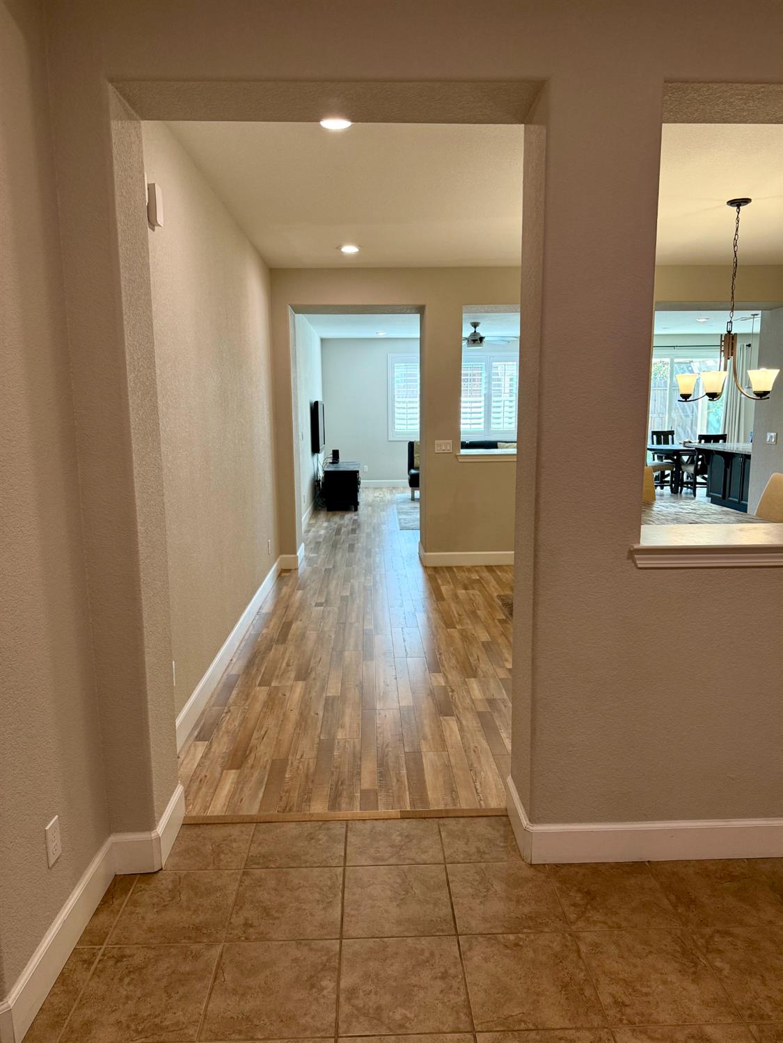 962 Orange Blossom Ave, Manteca, CA 95337