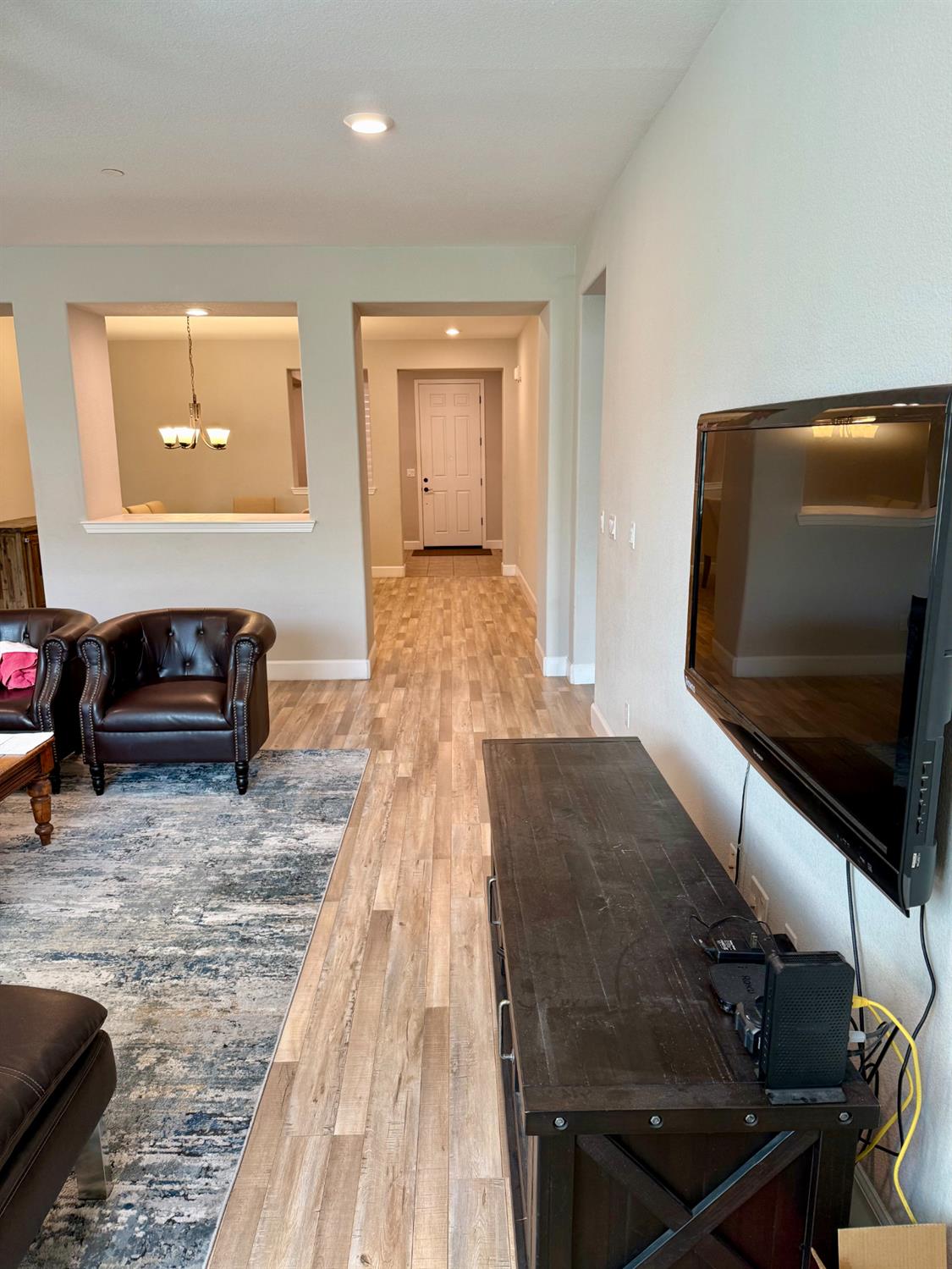 962 Orange Blossom Ave, Manteca, CA 95337