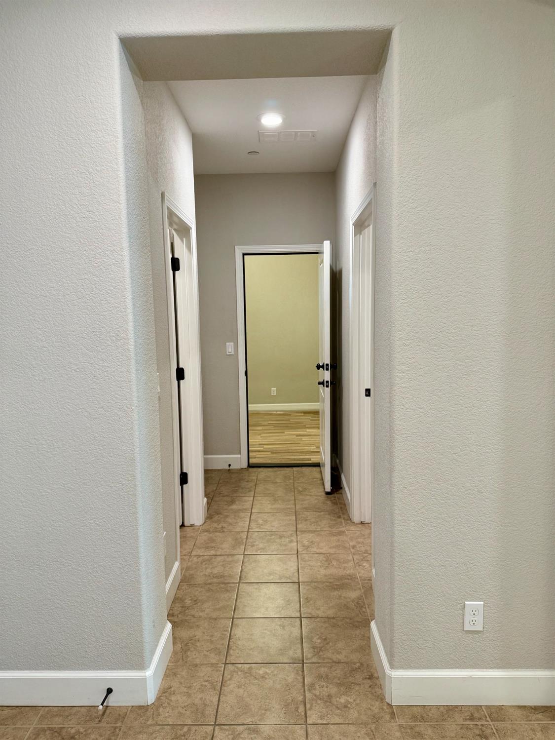 962 Orange Blossom Ave, Manteca, CA 95337