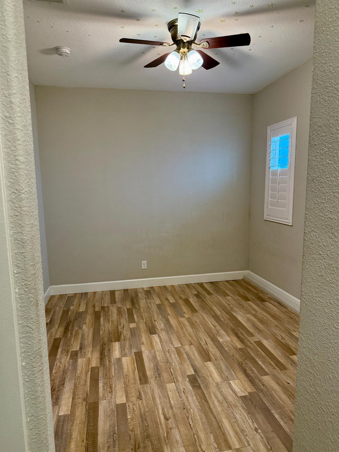 962 Orange Blossom Ave, Manteca, CA 95337