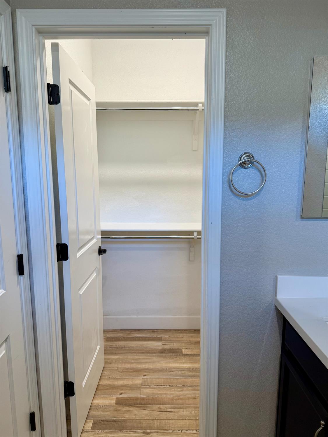 962 Orange Blossom Ave, Manteca, CA 95337