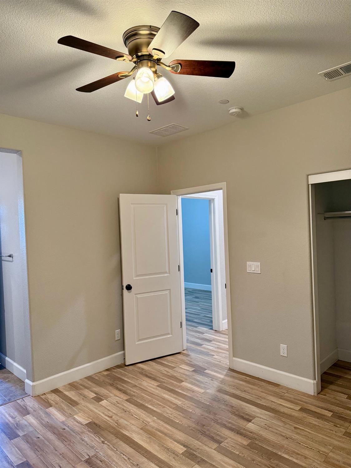 962 Orange Blossom Ave, Manteca, CA 95337