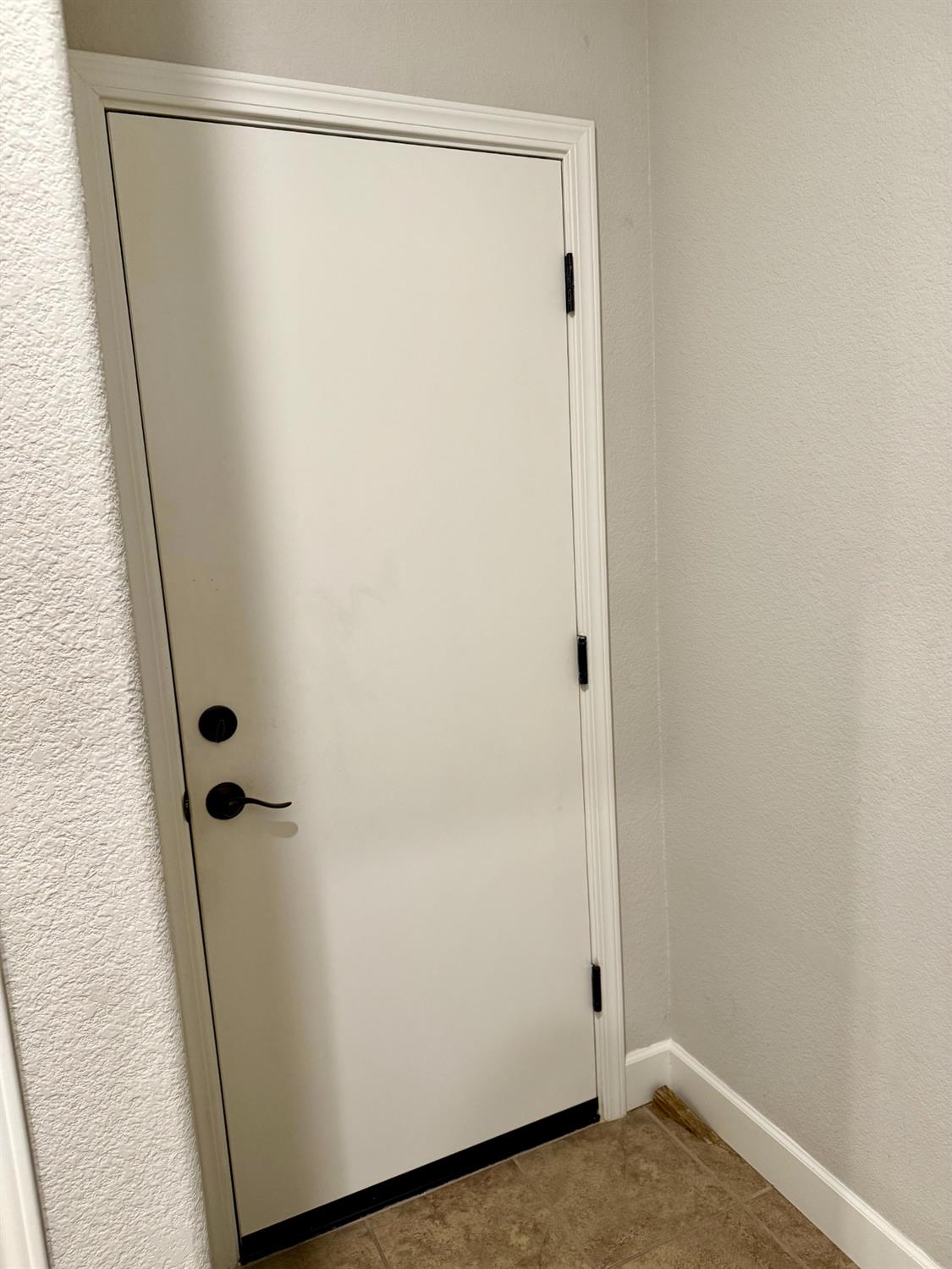 962 Orange Blossom Ave, Manteca, CA 95337