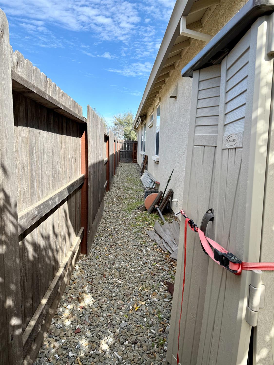 962 Orange Blossom Ave, Manteca, CA 95337