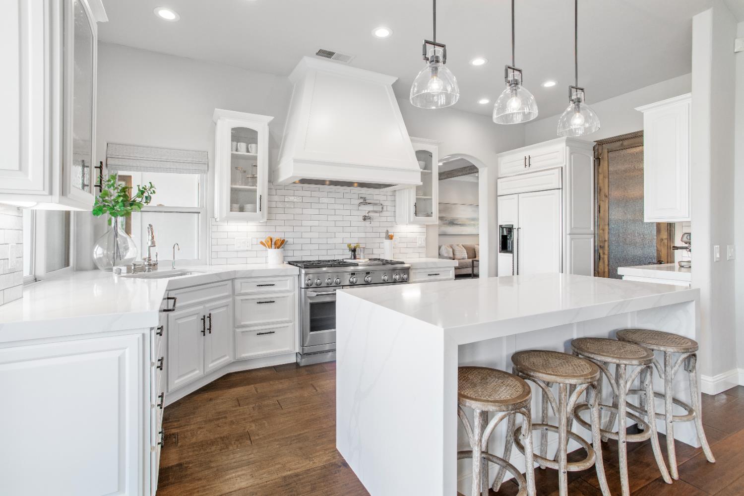 16641 Sonora Rd, Oakdale, CA 95361