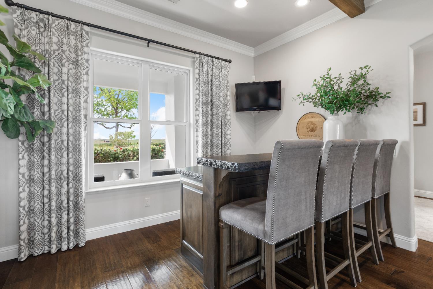 16641 Sonora Rd, Oakdale, CA 95361