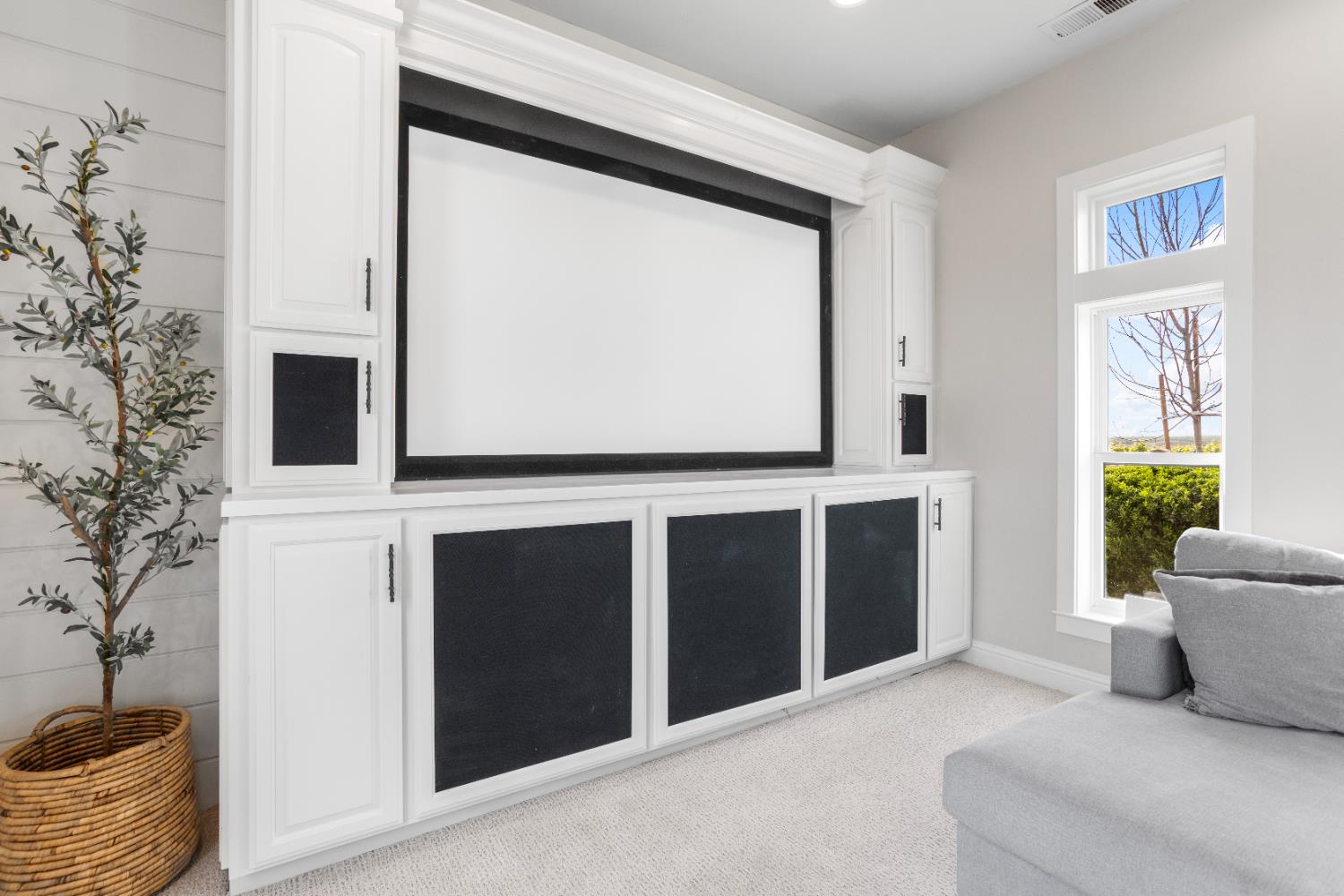 16641 Sonora Rd, Oakdale, CA 95361