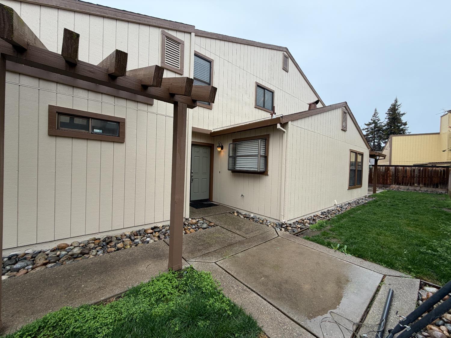 1023 Camphor St, Manteca, CA 95337