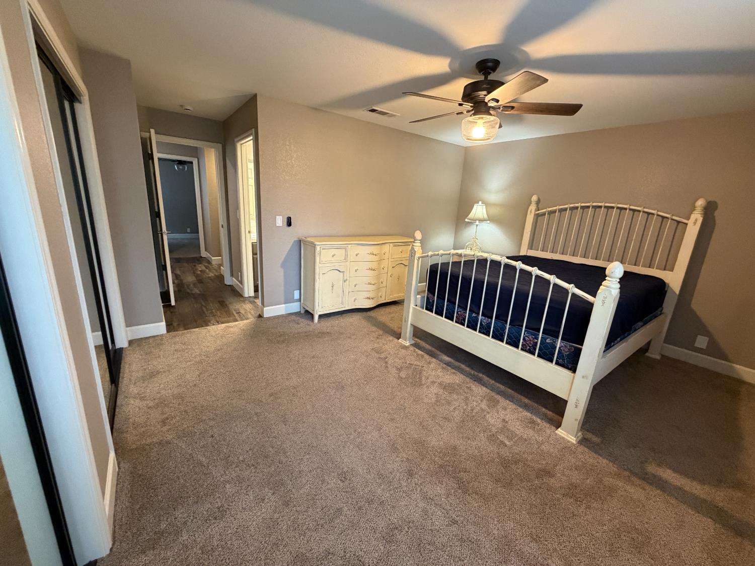 1023 Camphor St, Manteca, CA 95337