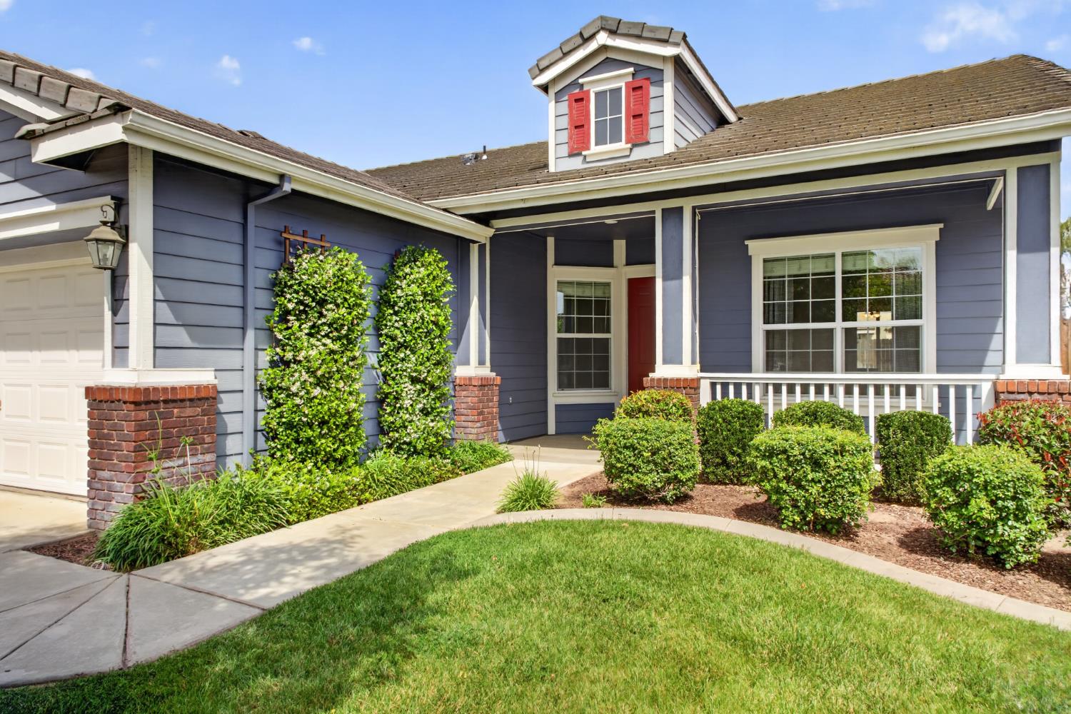 5514 Saxon Way, Riverbank, CA 95367