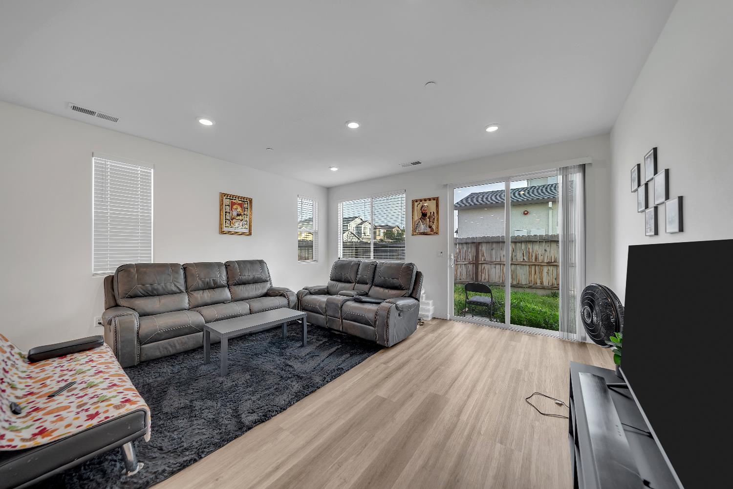 4806 Ariel St, Keyes, CA 95328