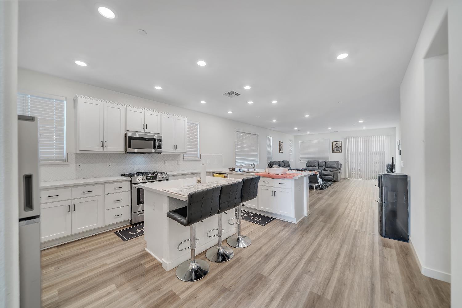 4806 Ariel St, Keyes, CA 95328