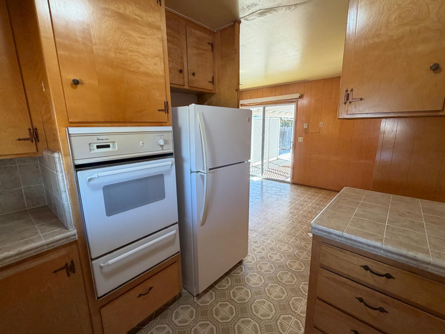 108 N 6th St, Patterson, CA 95363