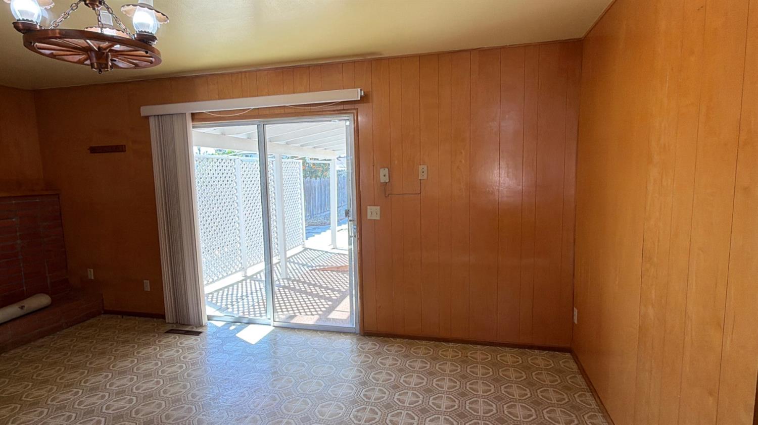 108 N 6th St, Patterson, CA 95363