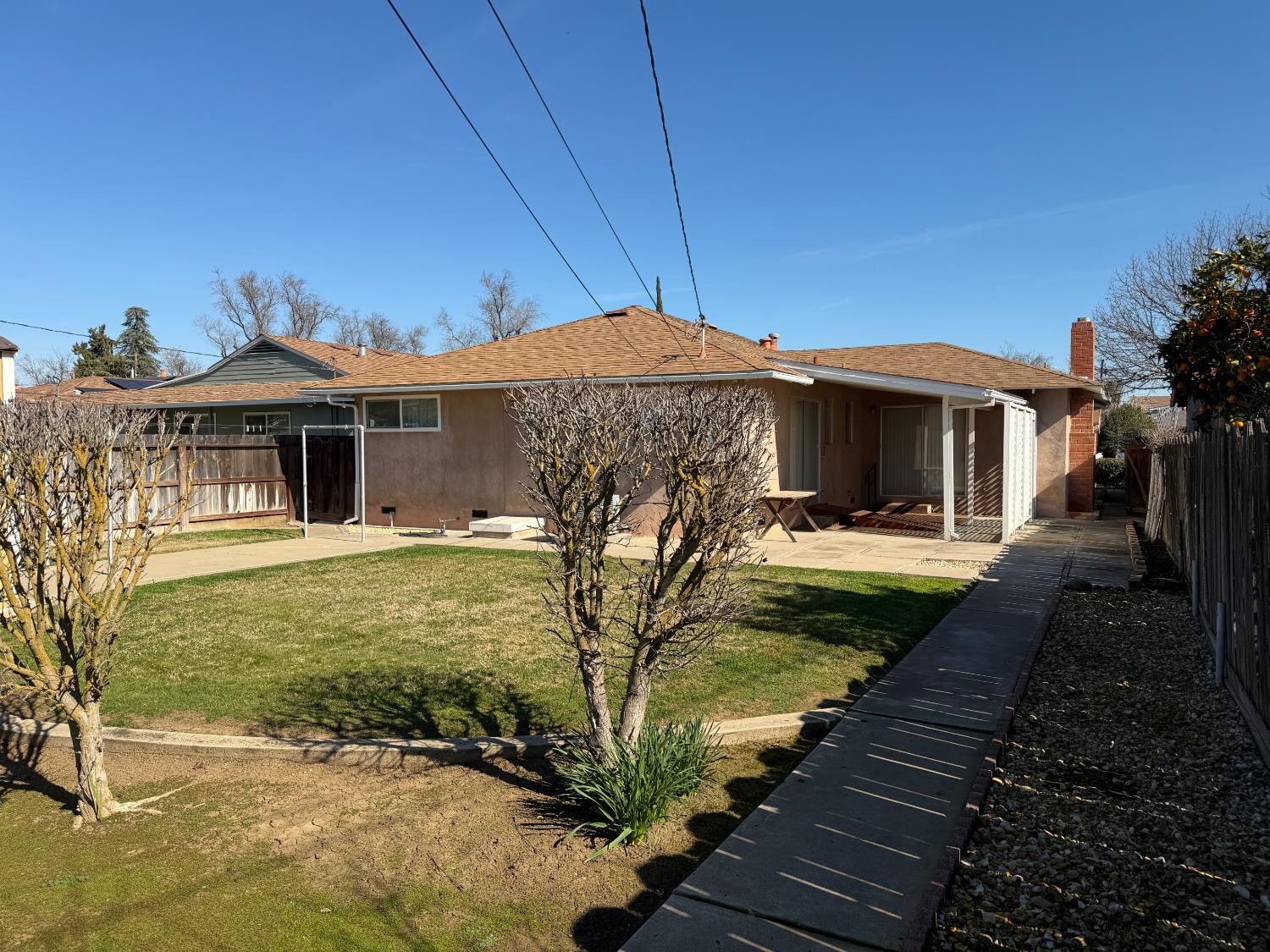 108 N 6th St, Patterson, CA 95363