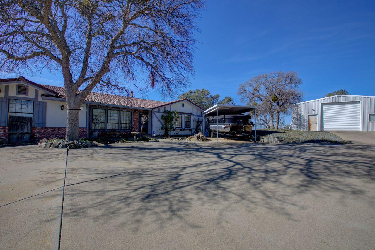 13866 Cedro Ct, La Grange, CA 95329