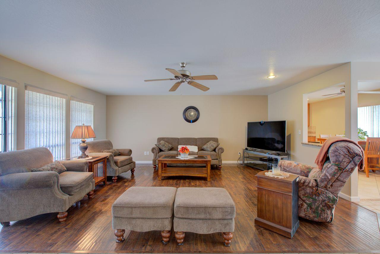 13866 Cedro Ct, La Grange, CA 95329