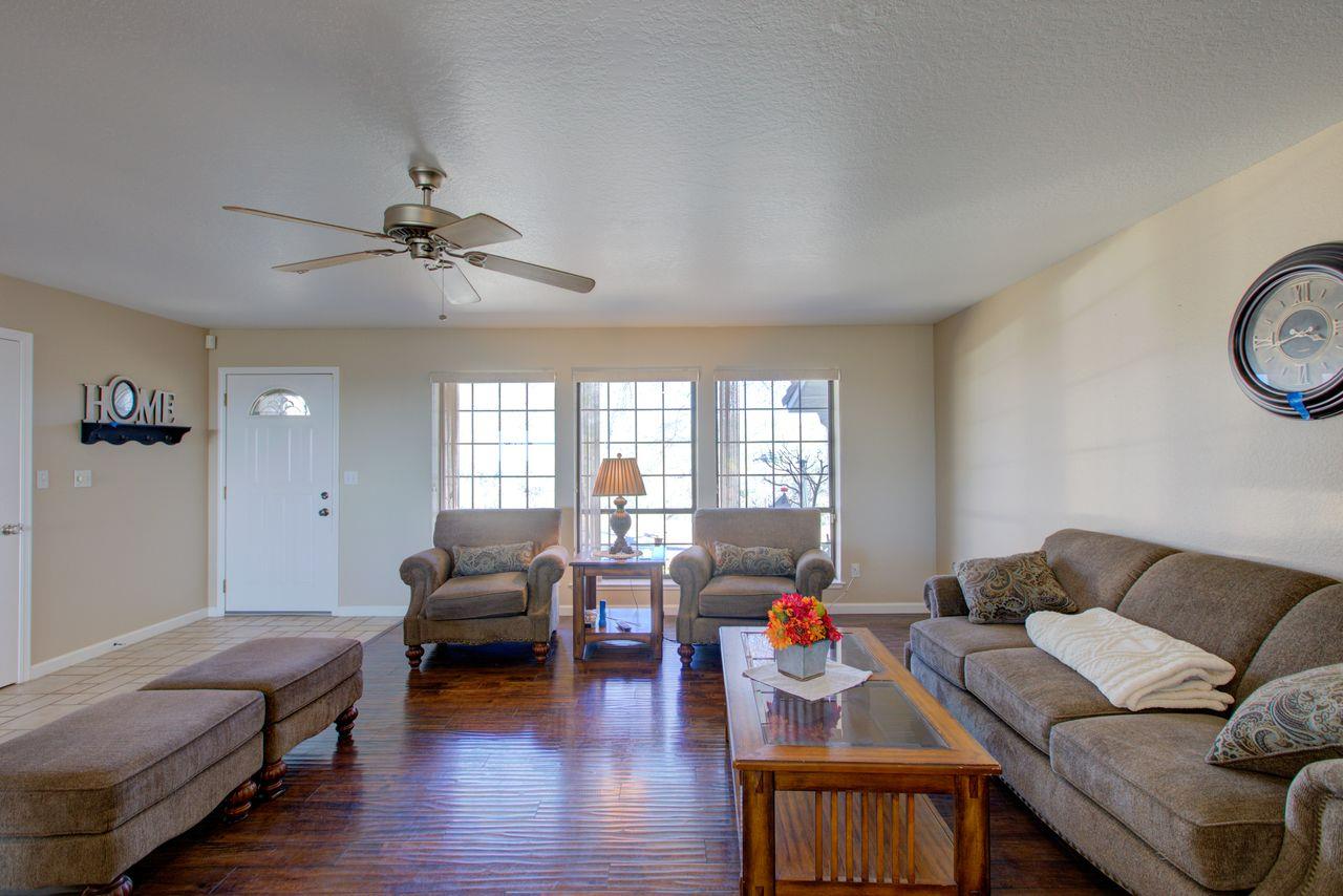 13866 Cedro Ct, La Grange, CA 95329