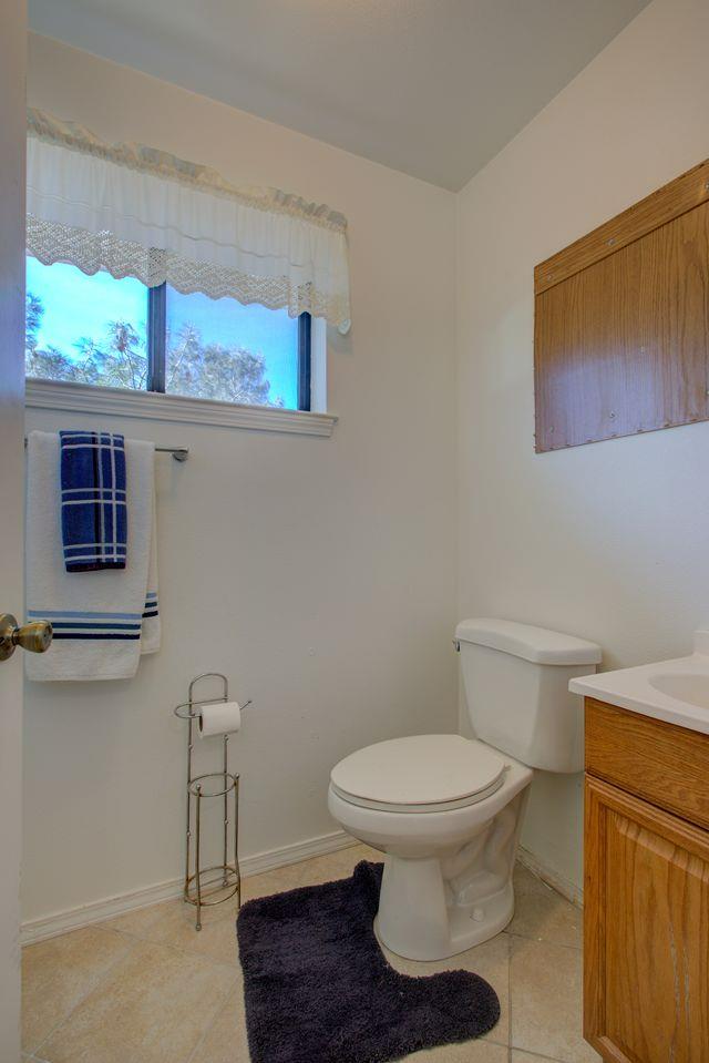 13866 Cedro Ct, La Grange, CA 95329