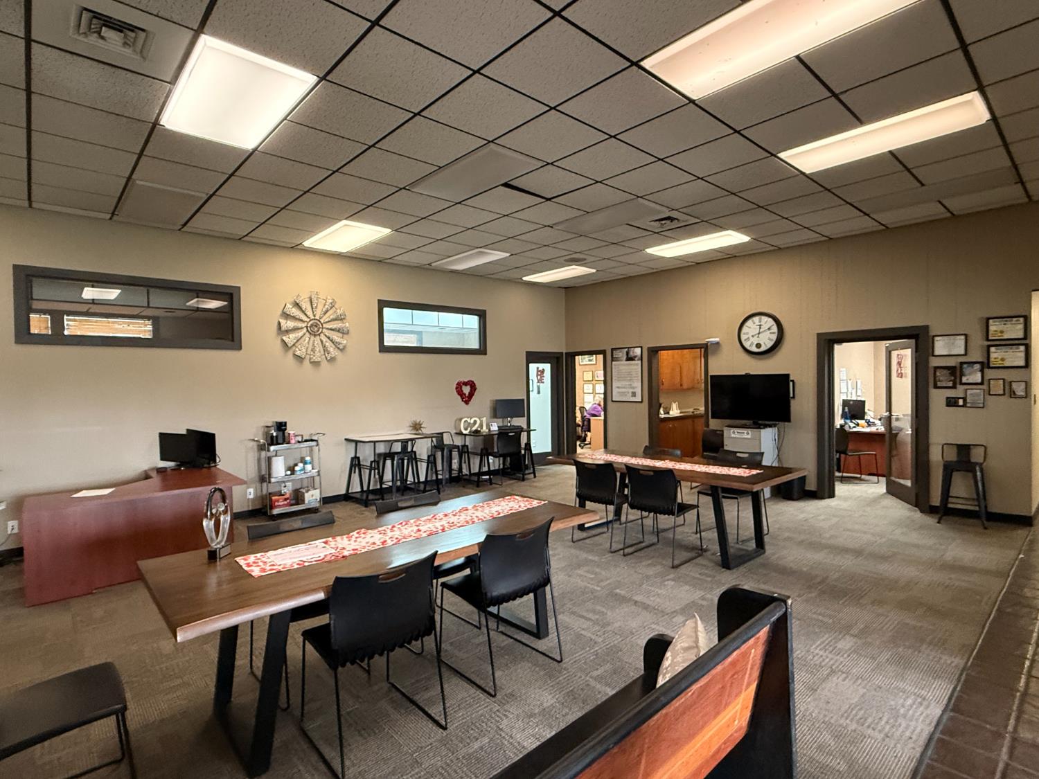 1155 E Pacheco Blvd, Los Banos, CA 93635