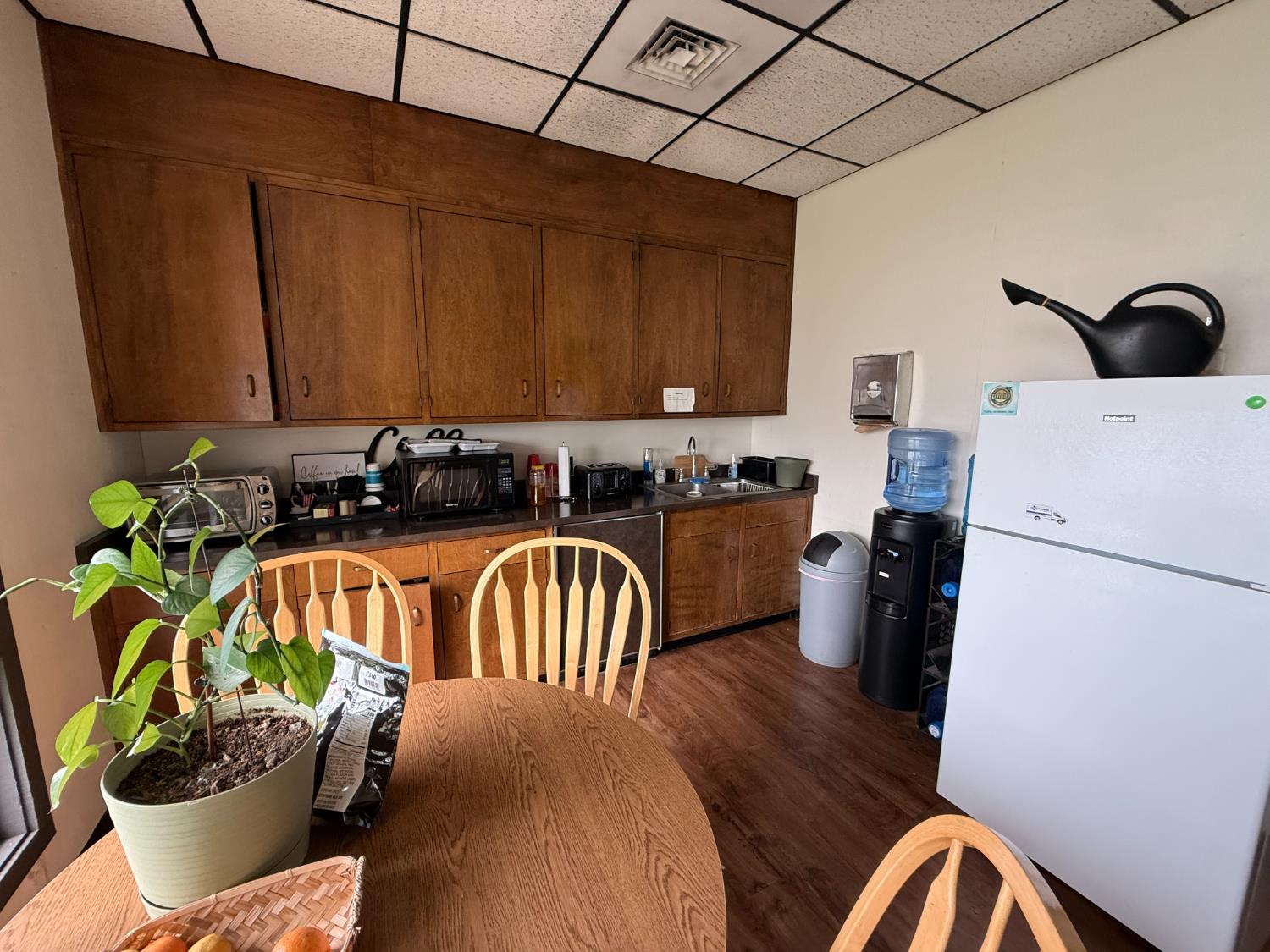 1155 E Pacheco Blvd, Los Banos, CA 93635