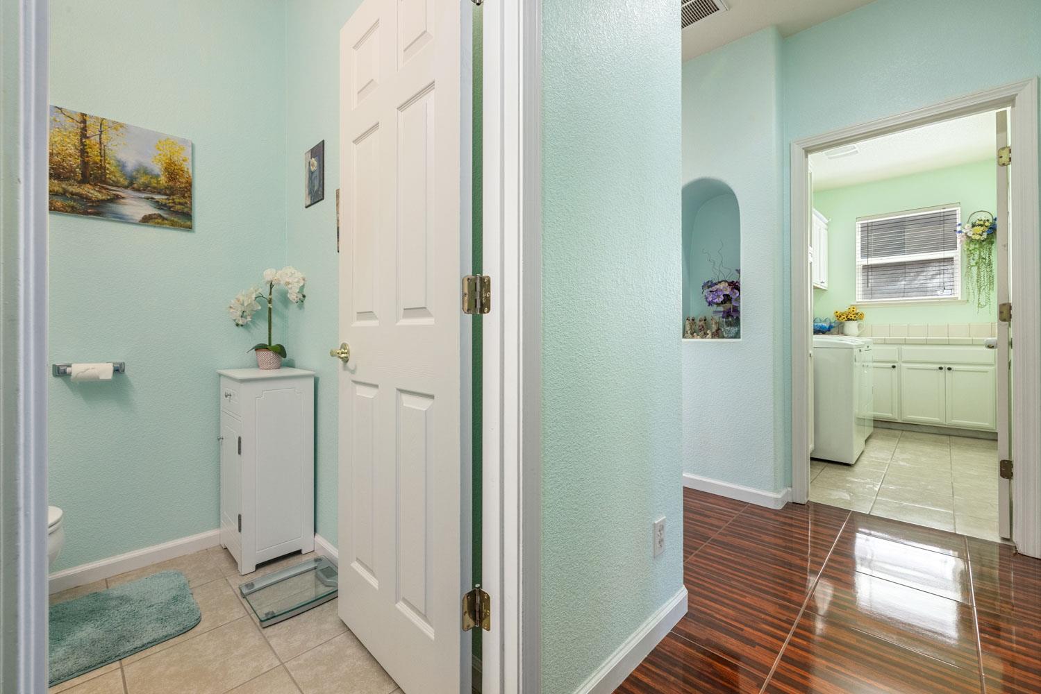 5831 Alton Ct, Riverbank, CA 95367