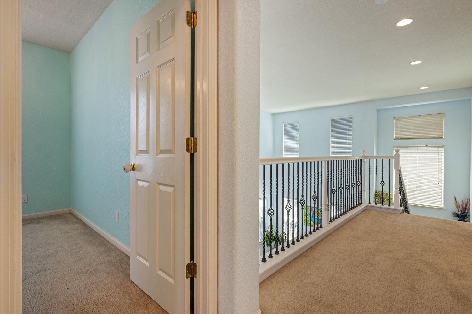 5831 Alton Ct, Riverbank, CA 95367