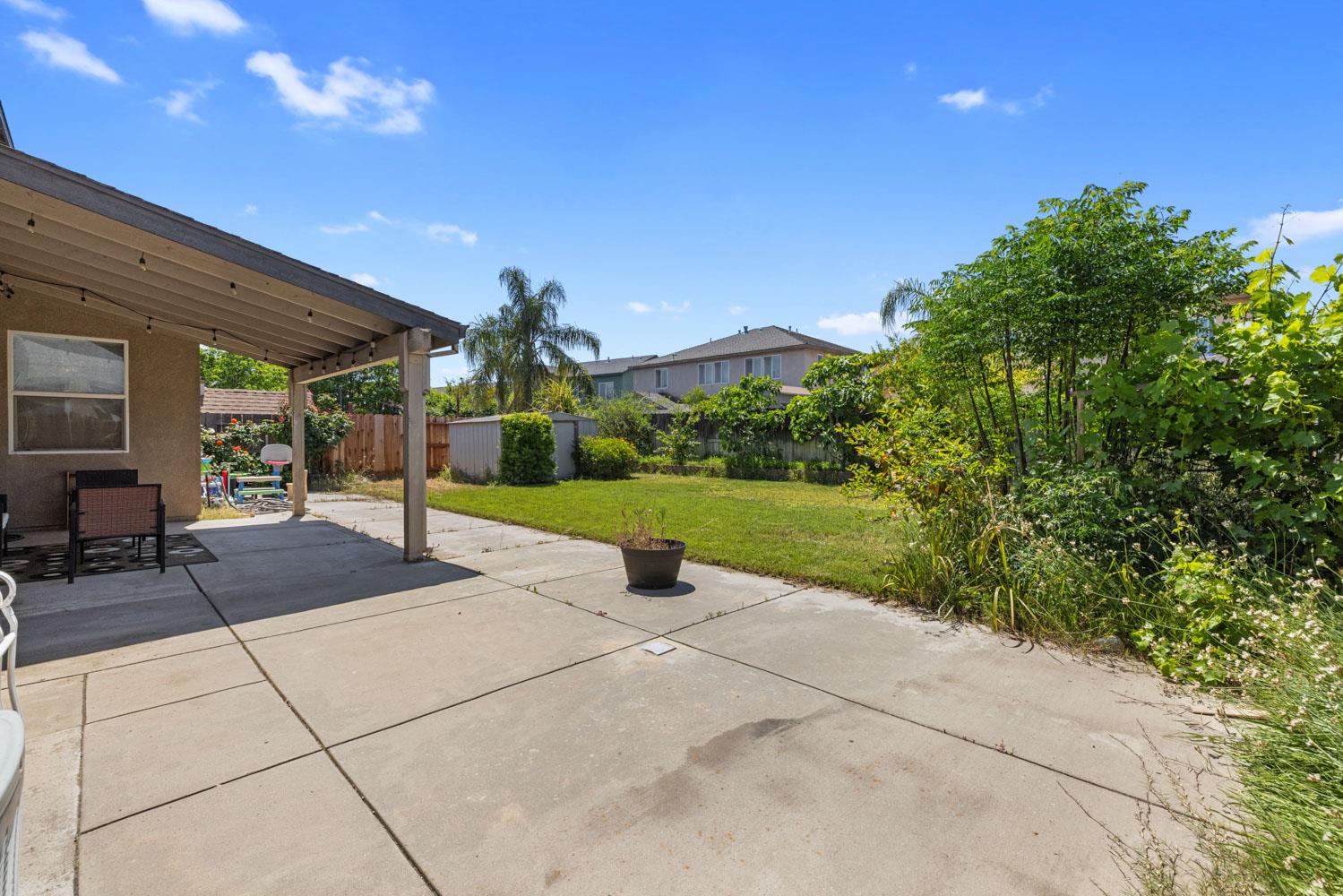 5831 Alton Ct, Riverbank, CA 95367