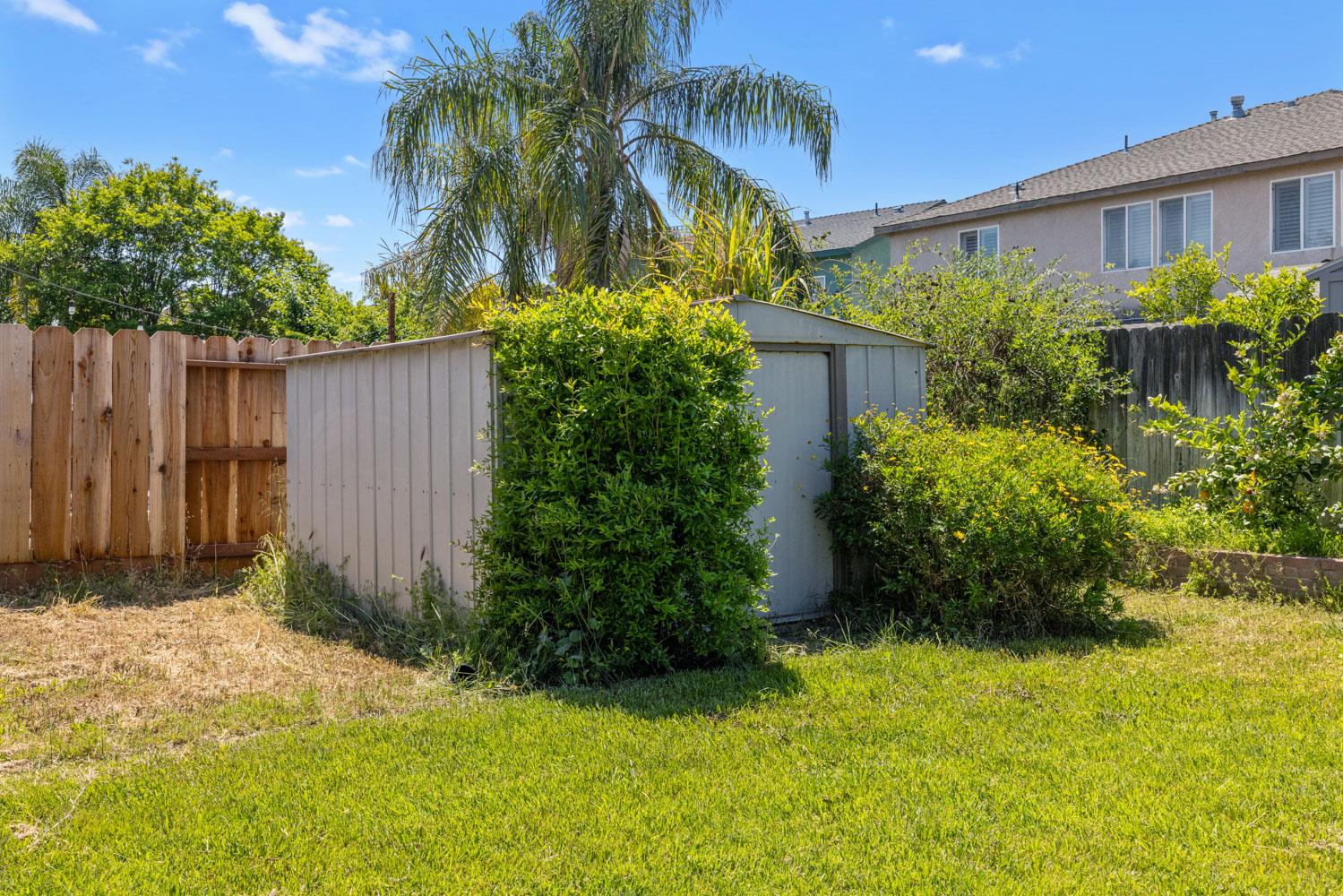 5831 Alton Ct, Riverbank, CA 95367