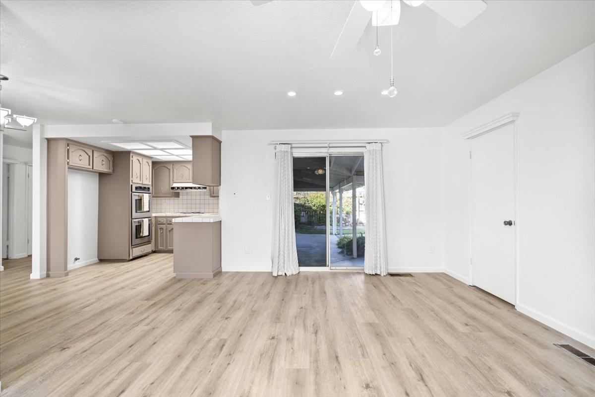 3913 Hillsboro Ct, Modesto, CA 95356