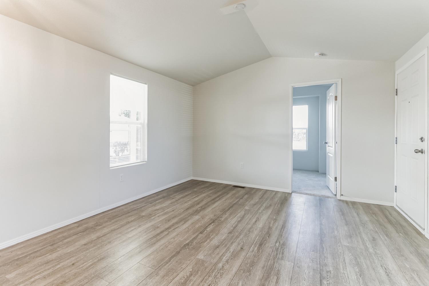 820 S Chinowth St. #74, Visalia, CA 93277