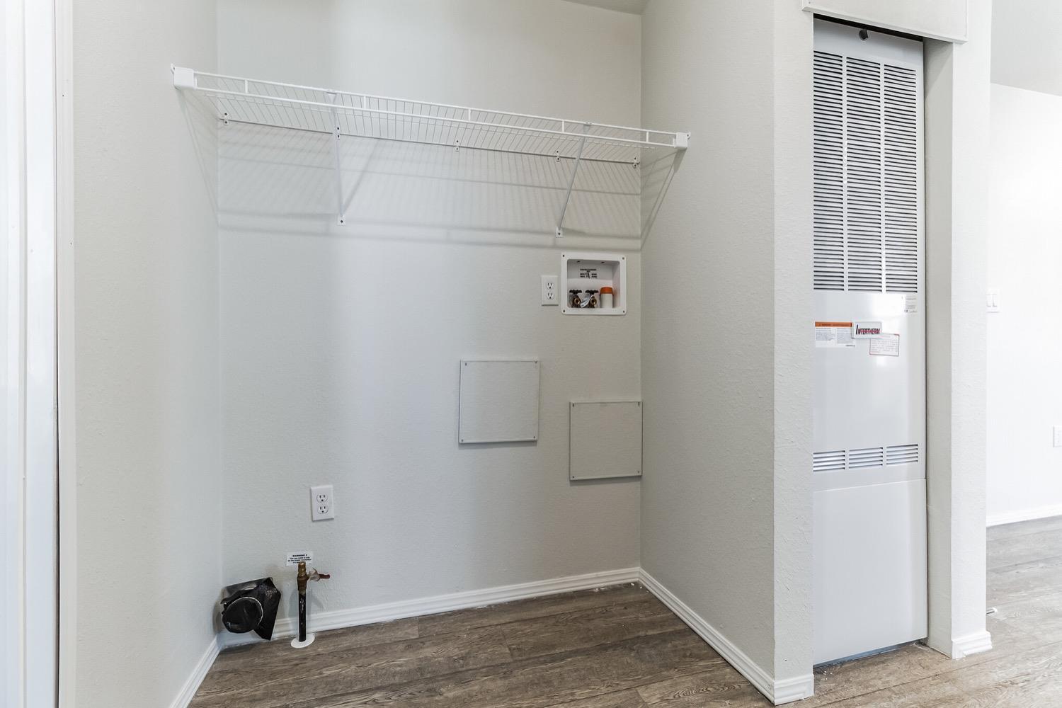 820 S Chinowth St. #74, Visalia, CA 93277