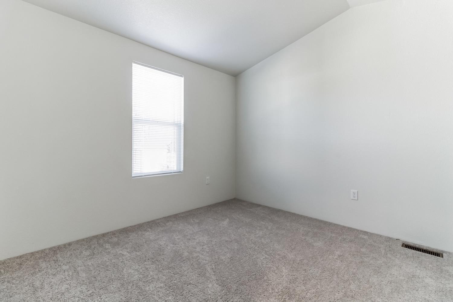 820 S Chinowth St. #74, Visalia, CA 93277