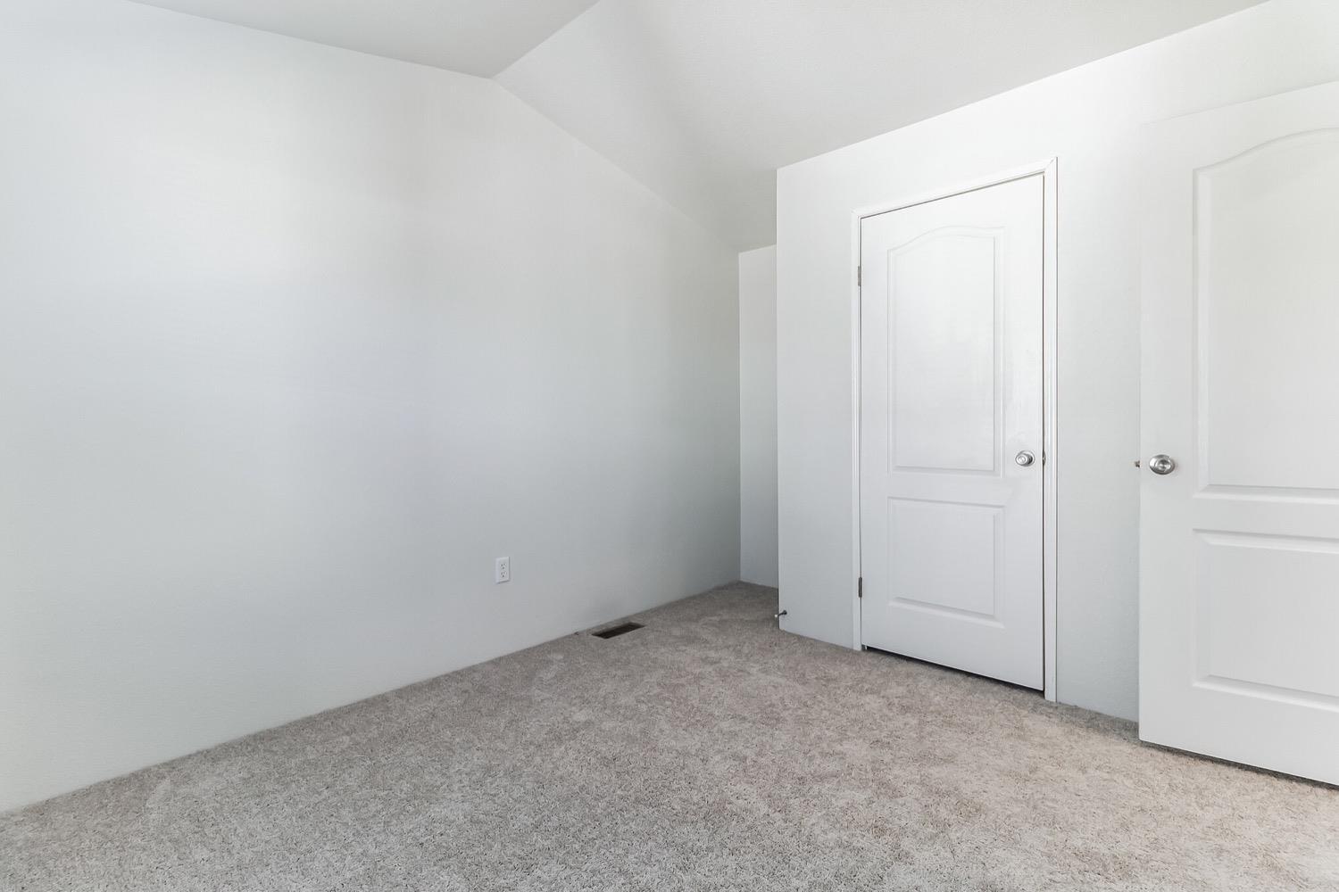 820 S Chinowth St. #74, Visalia, CA 93277